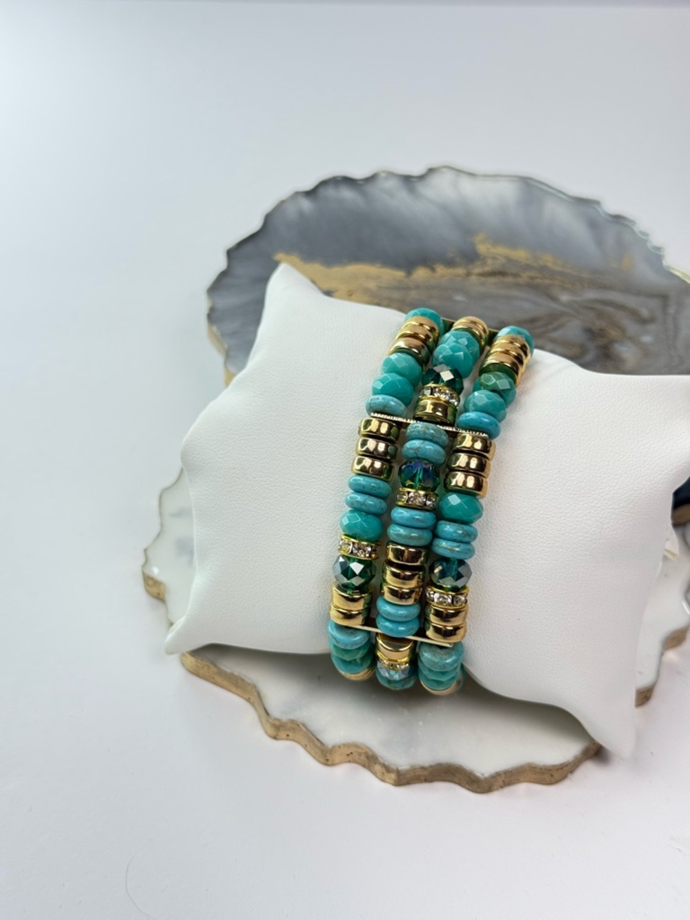 Turquoise Gold Multi Strand Beaded Stretch Bracelet Rhinestone Layered Look NWOT - Picture 3 of 5